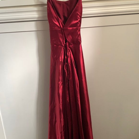 Size 12, burgundy, satin, pockets - Picture 1 of 4